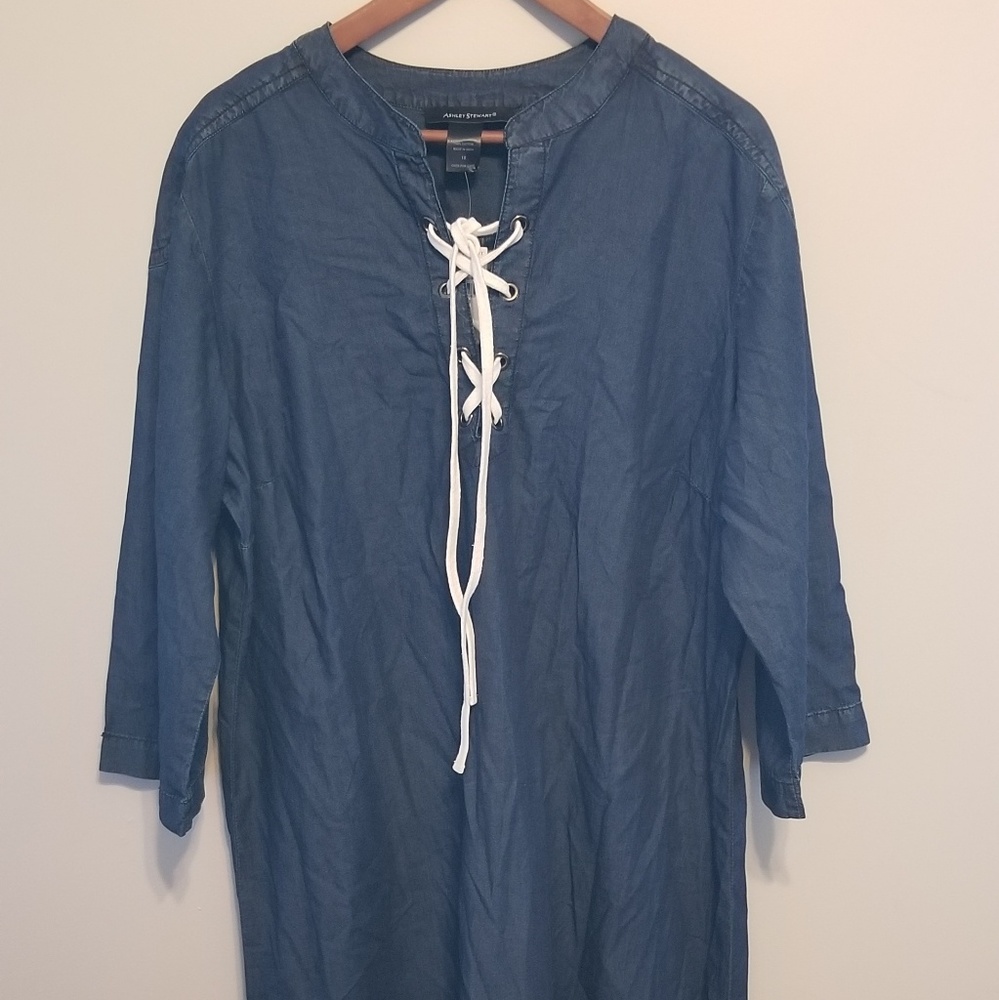 Lace up dress